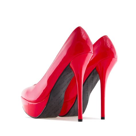 Rote High Heels .